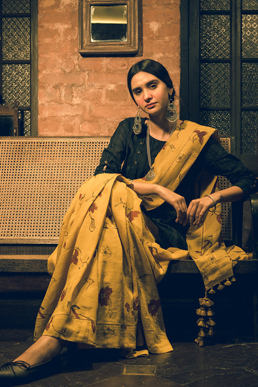 Chamomile Linen Handloom Saree