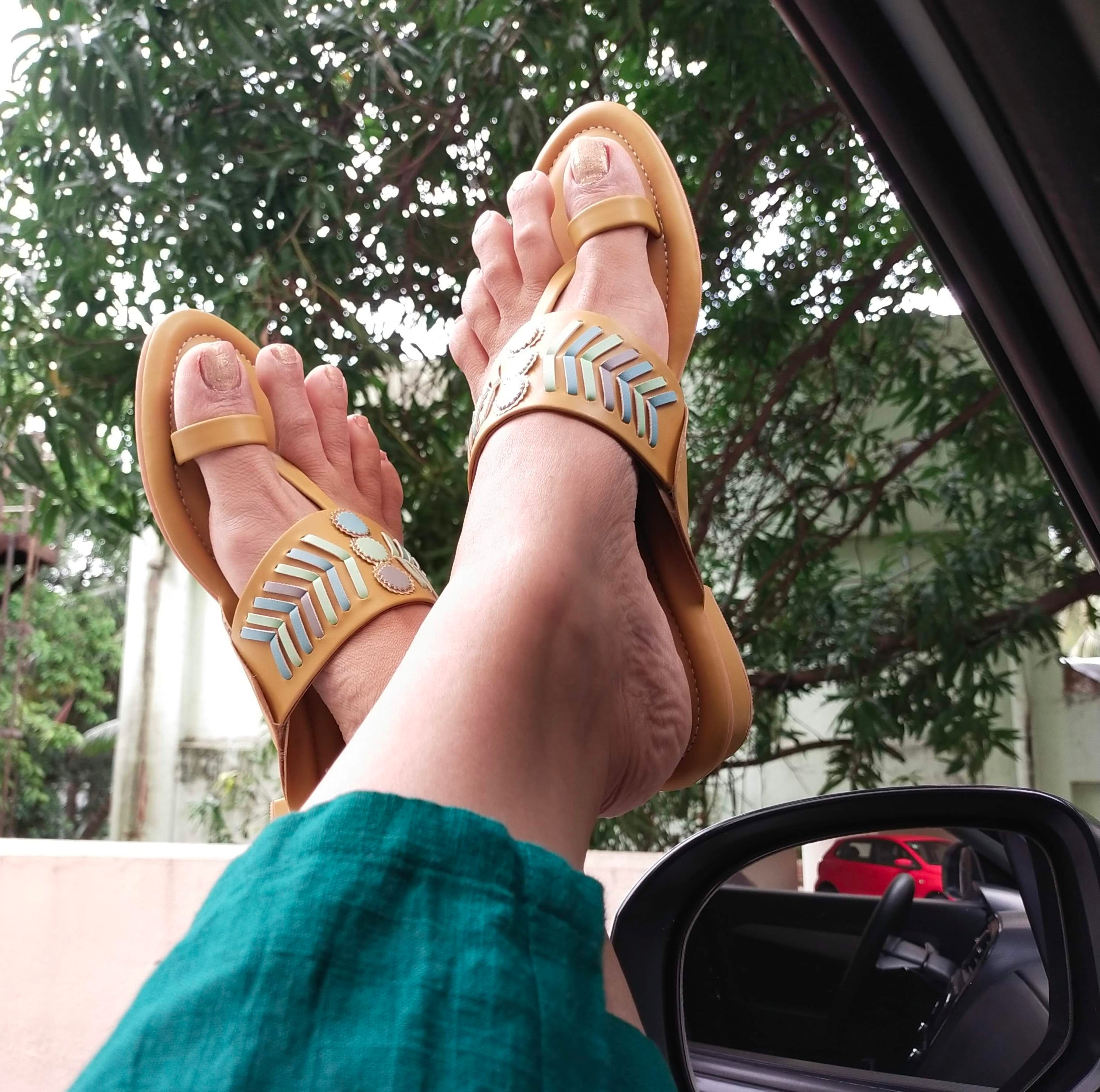 Yellow Amber Kolhapuri Footwear