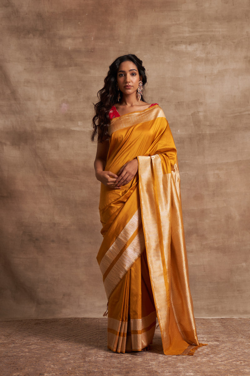 Geometric Zari Pure Silk saree