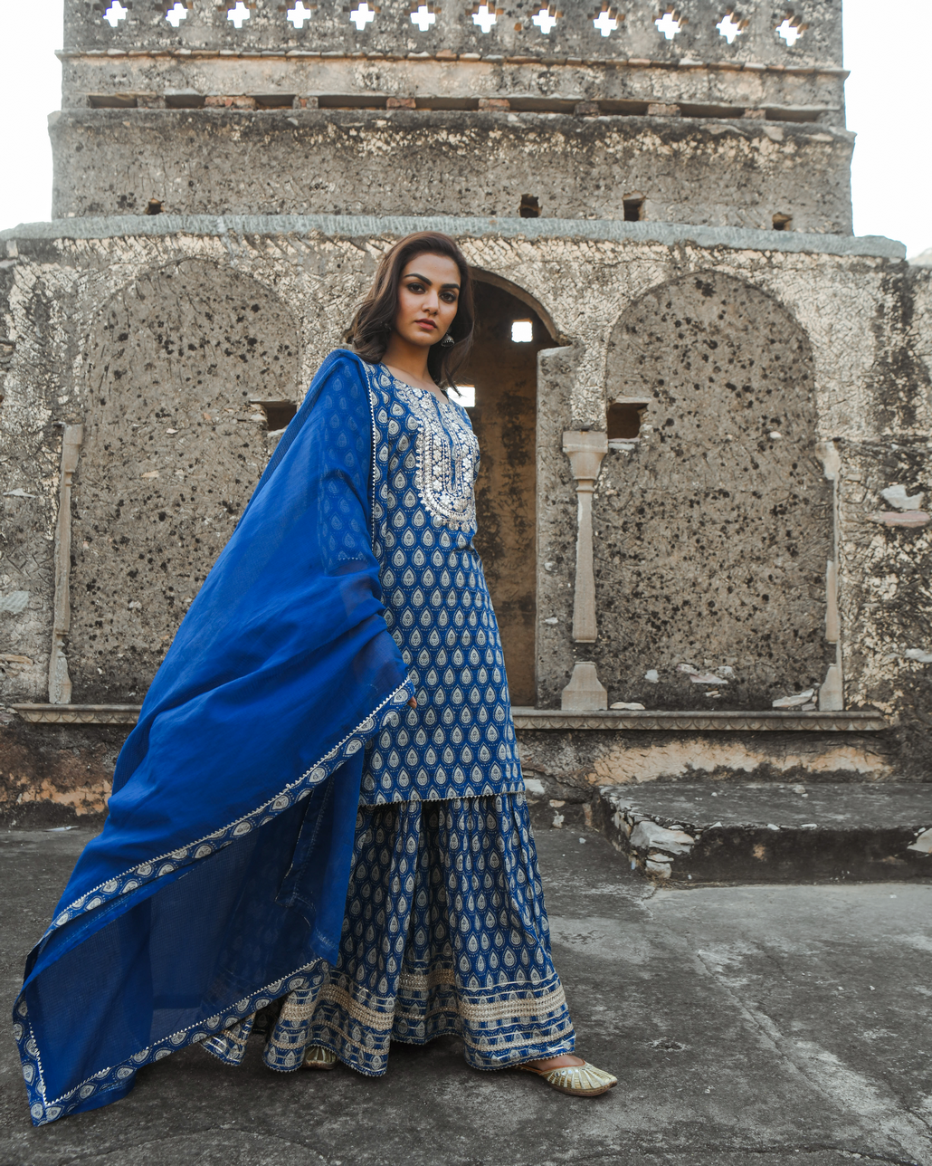 BLUE EMBROIDERED COTTON KURTA SET