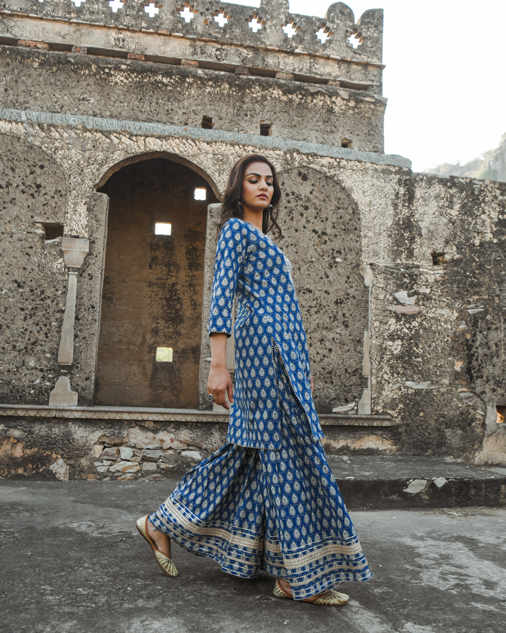 BLUE EMBROIDERED COTTON KURTA SET