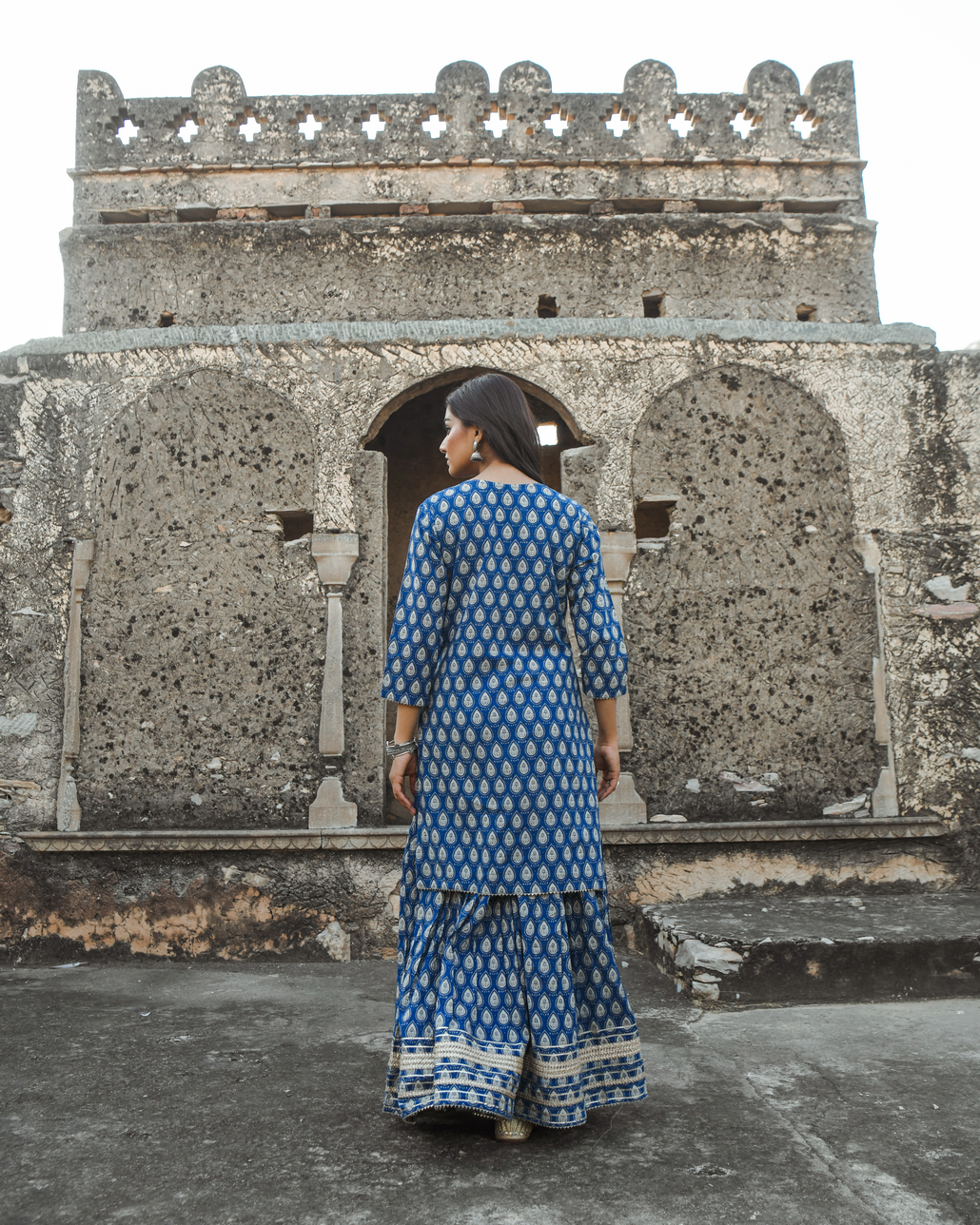 BLUE EMBROIDERED COTTON KURTA SET