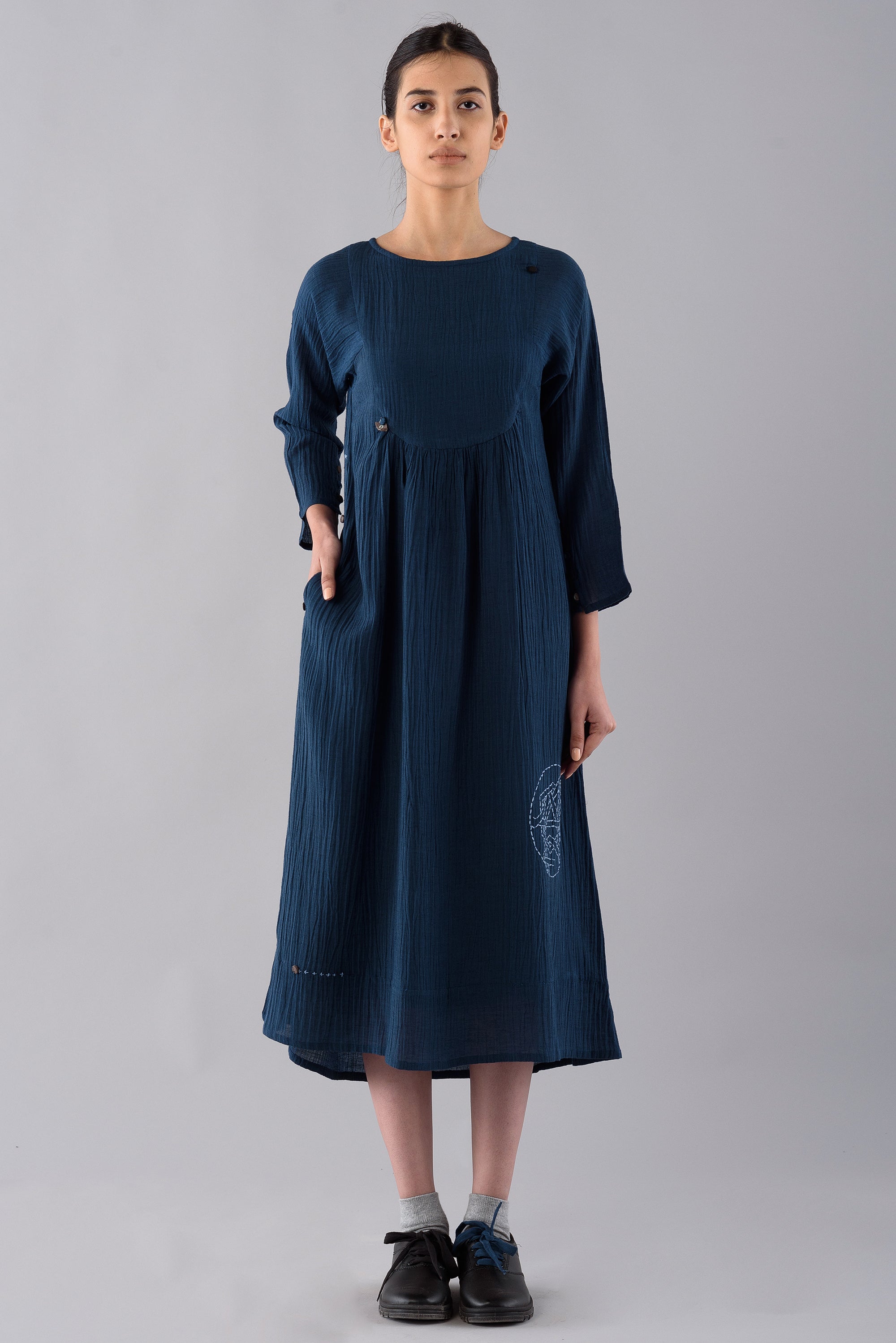 NAVY TEMARI DRESS