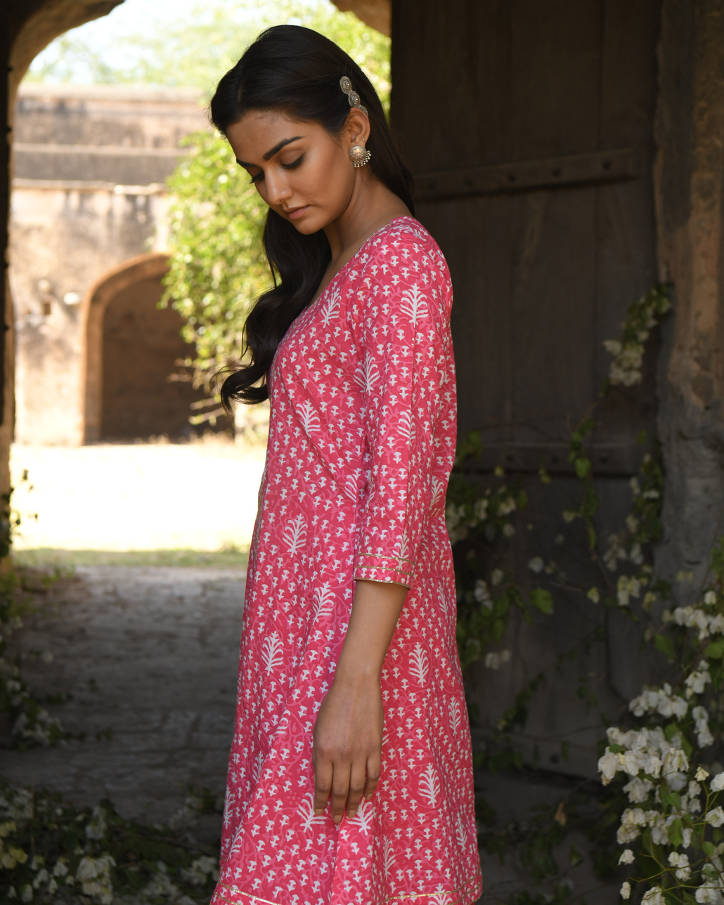 PINK GOTA PATTI EMBROIDERED KURTA SET