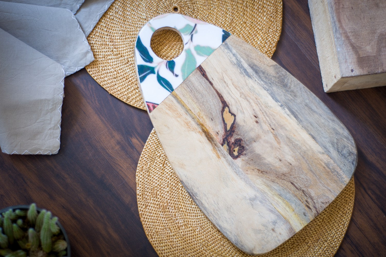 Mango wooden serving platter