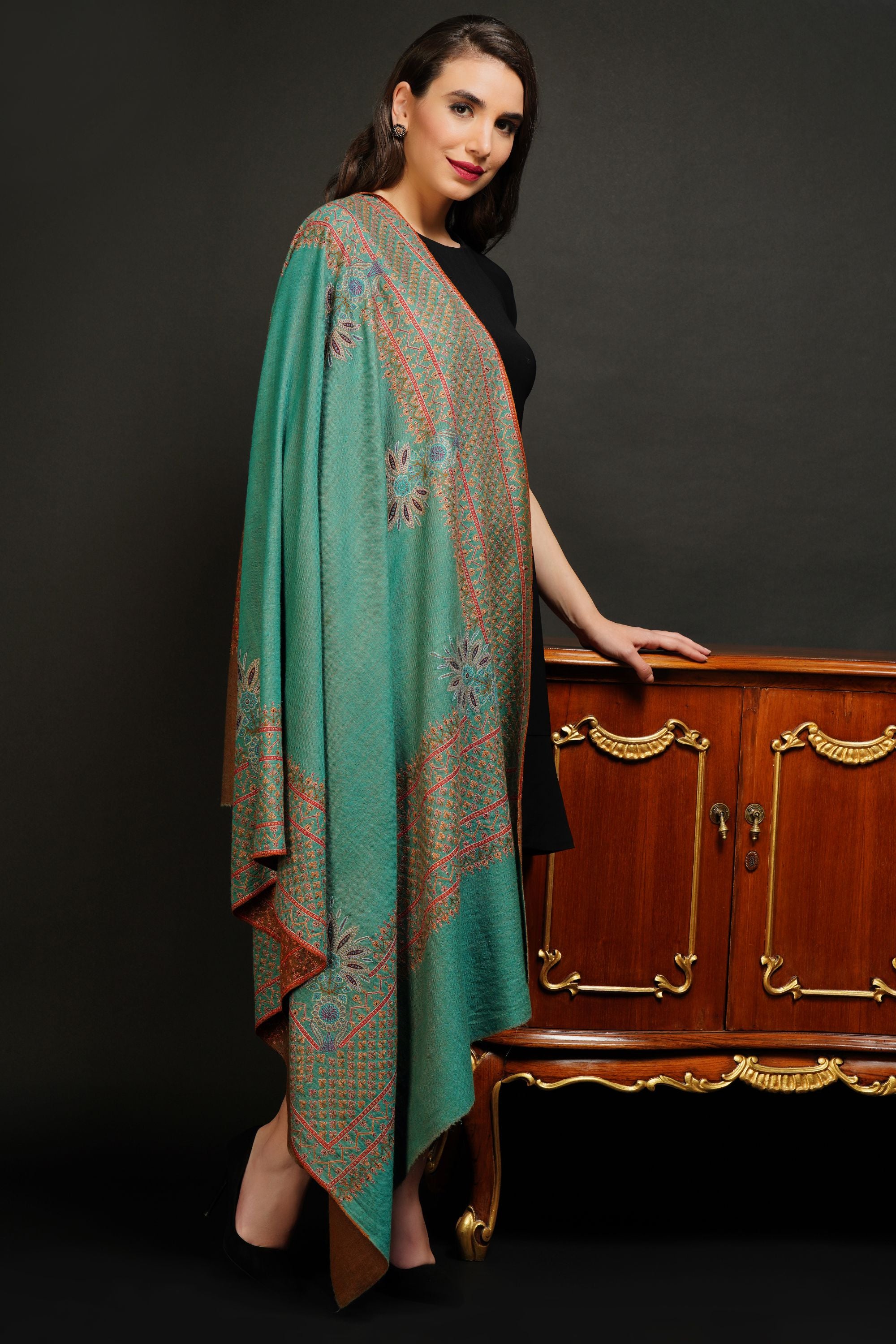 Pashmina handwoven sozni embroidered work