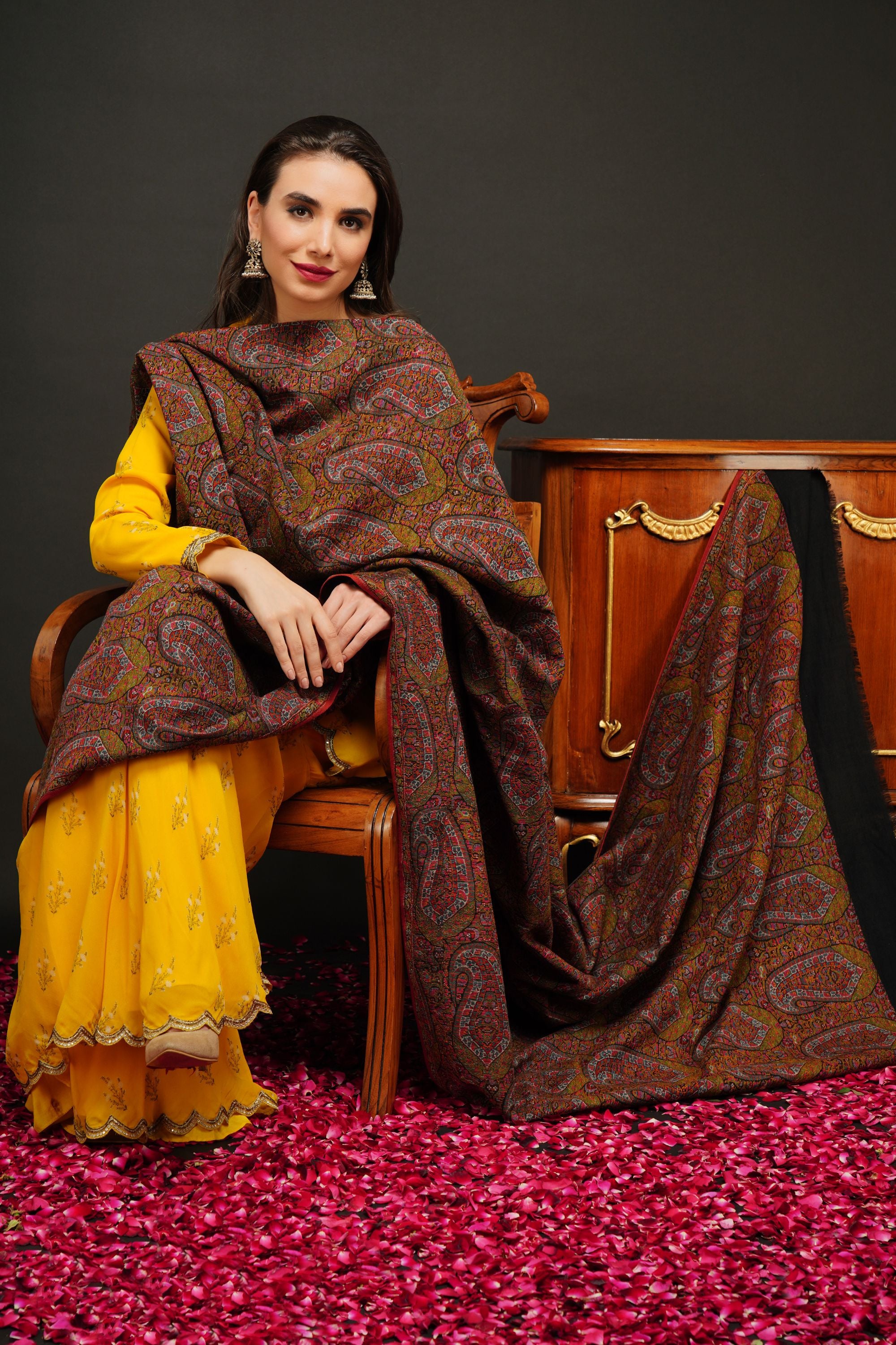 Pashmina Antique kashmiri Master piece shawl