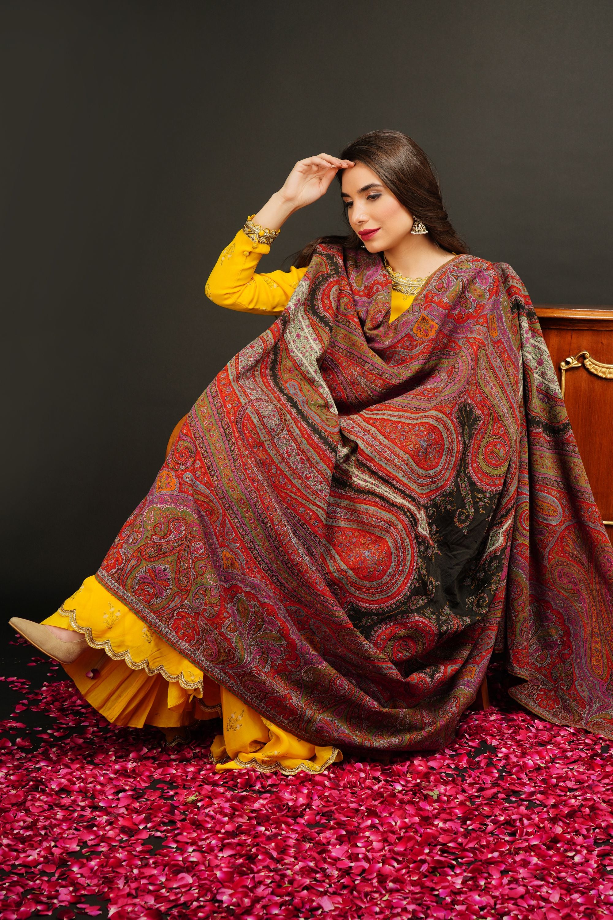 Pashmina Antique kashmiri Master piece shawl