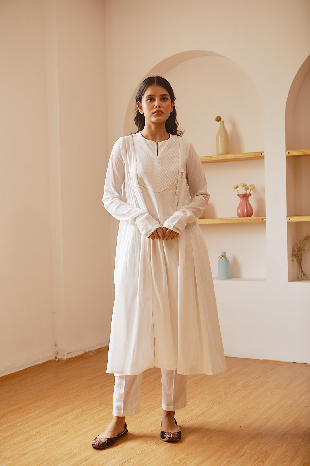 IVORY PINTUCK KURTA