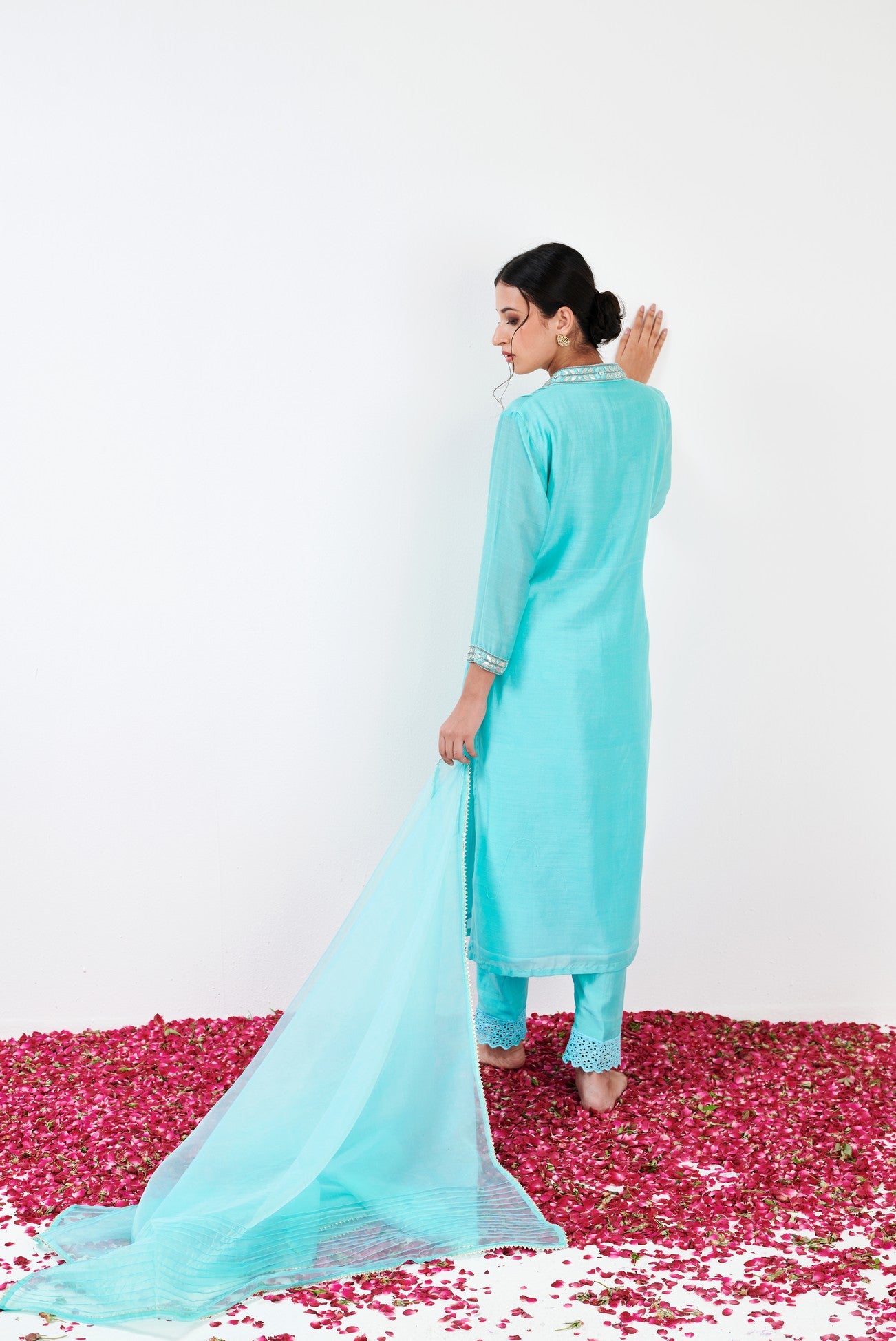 Myrha Aqua Pintuck Kurta Set