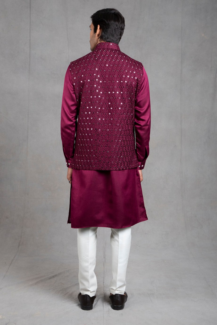 embroidered kurta