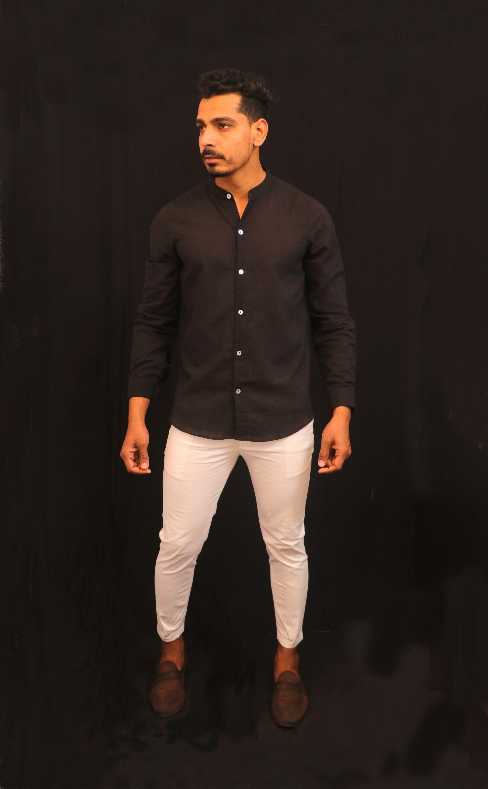 SOLID SLIM FIT SHIRT