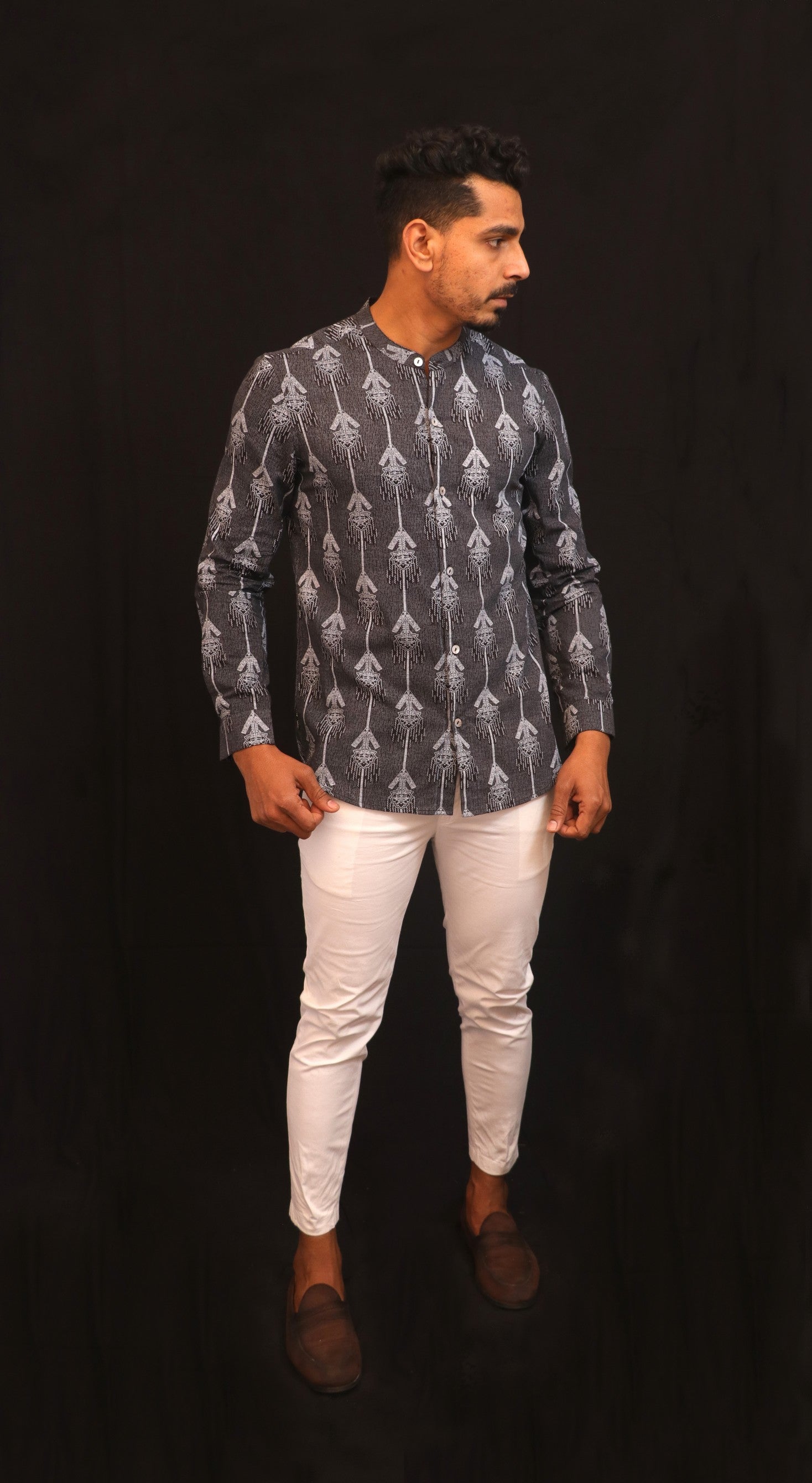 PRINTED SLIM FIT SHIRT