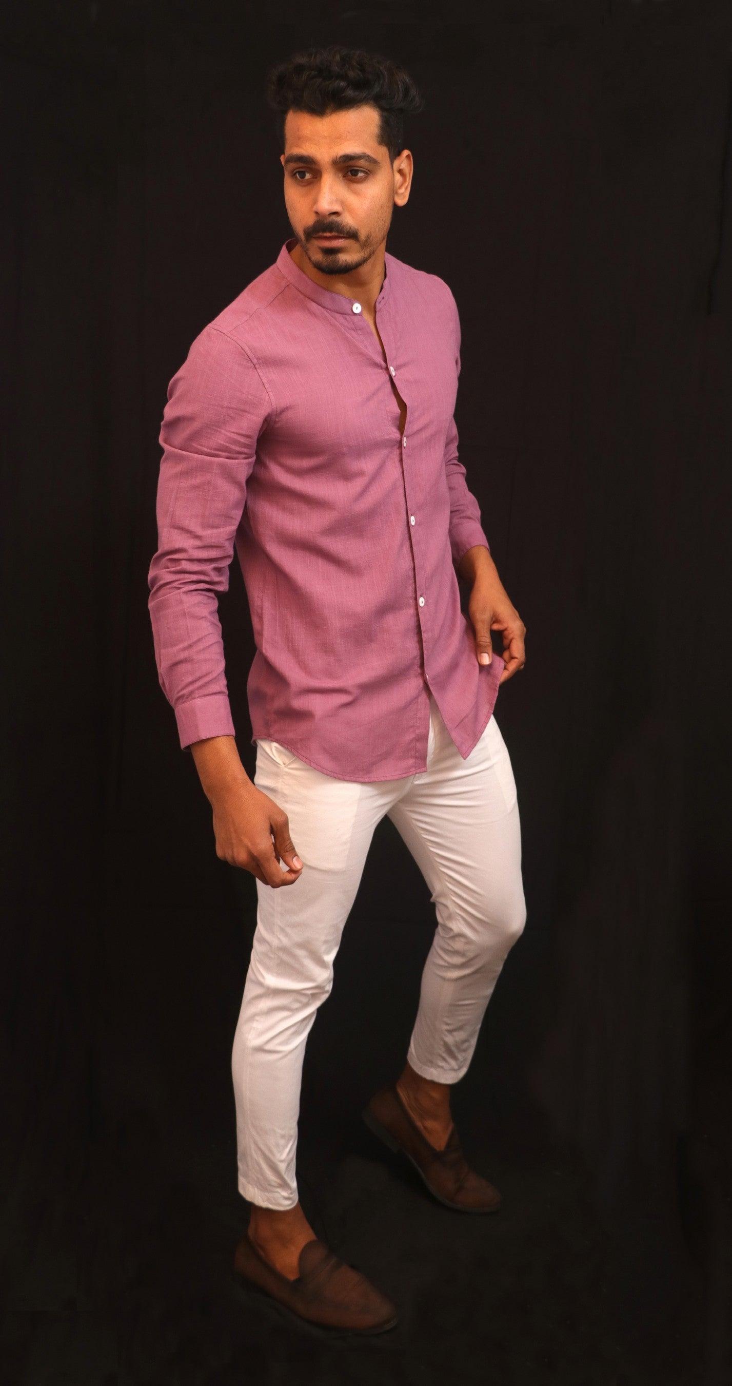 SOLID SLIM FIT SHIRT