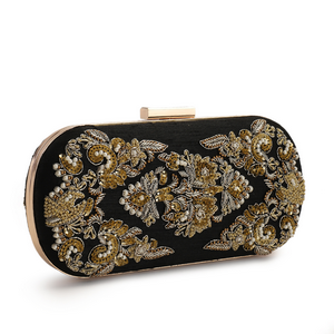 Ravizza black clutch