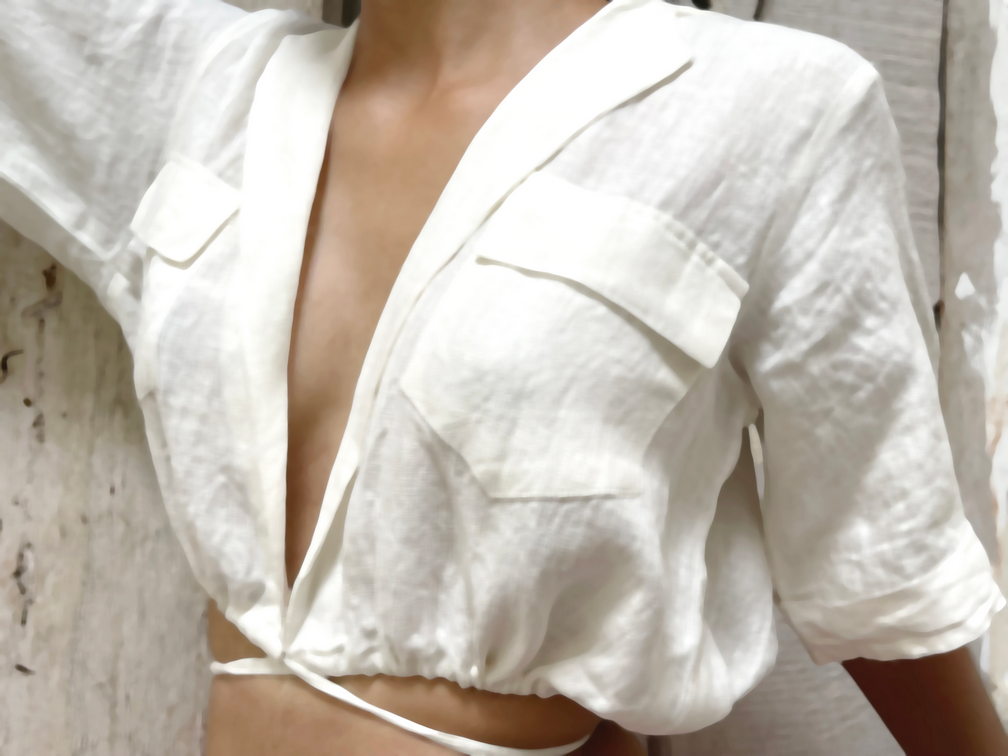 CROP BLOUSE WITH MIDRIFF