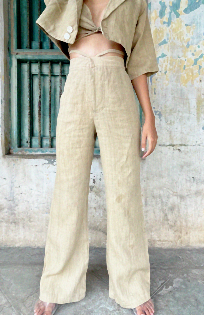 SEMI BOOTCUT PANTS WITH MIDRIFF