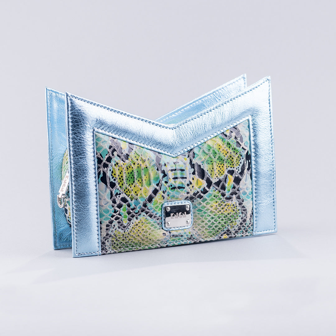 BLUE K CLUTCH