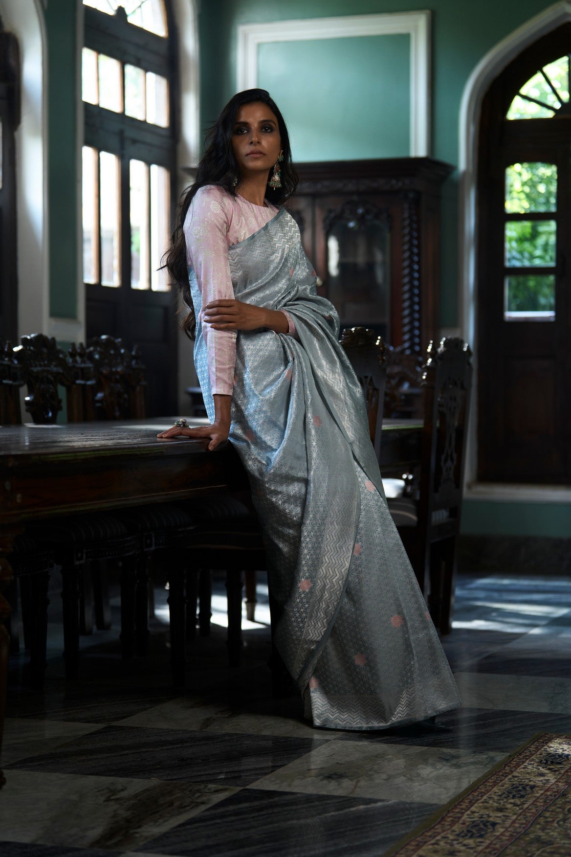 Jhilmil Sitara' Asmaani Geometrical Zari Pure Silk Benarasi Handloom Sari