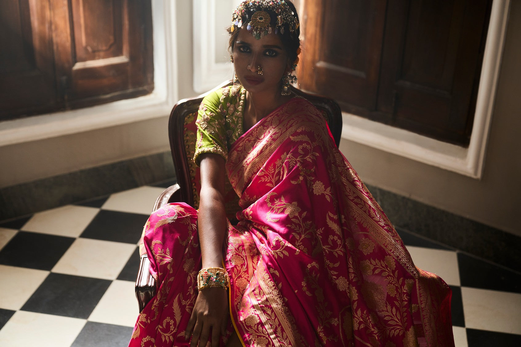 Jaal Manjari' Rani Jangla Zari Pure Silk Benarasi Handloom Sari