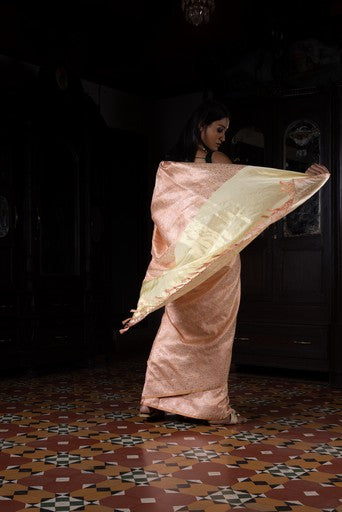 Akriti' Tanchoi Zari Pure Silk Benarasi Handloom Sari