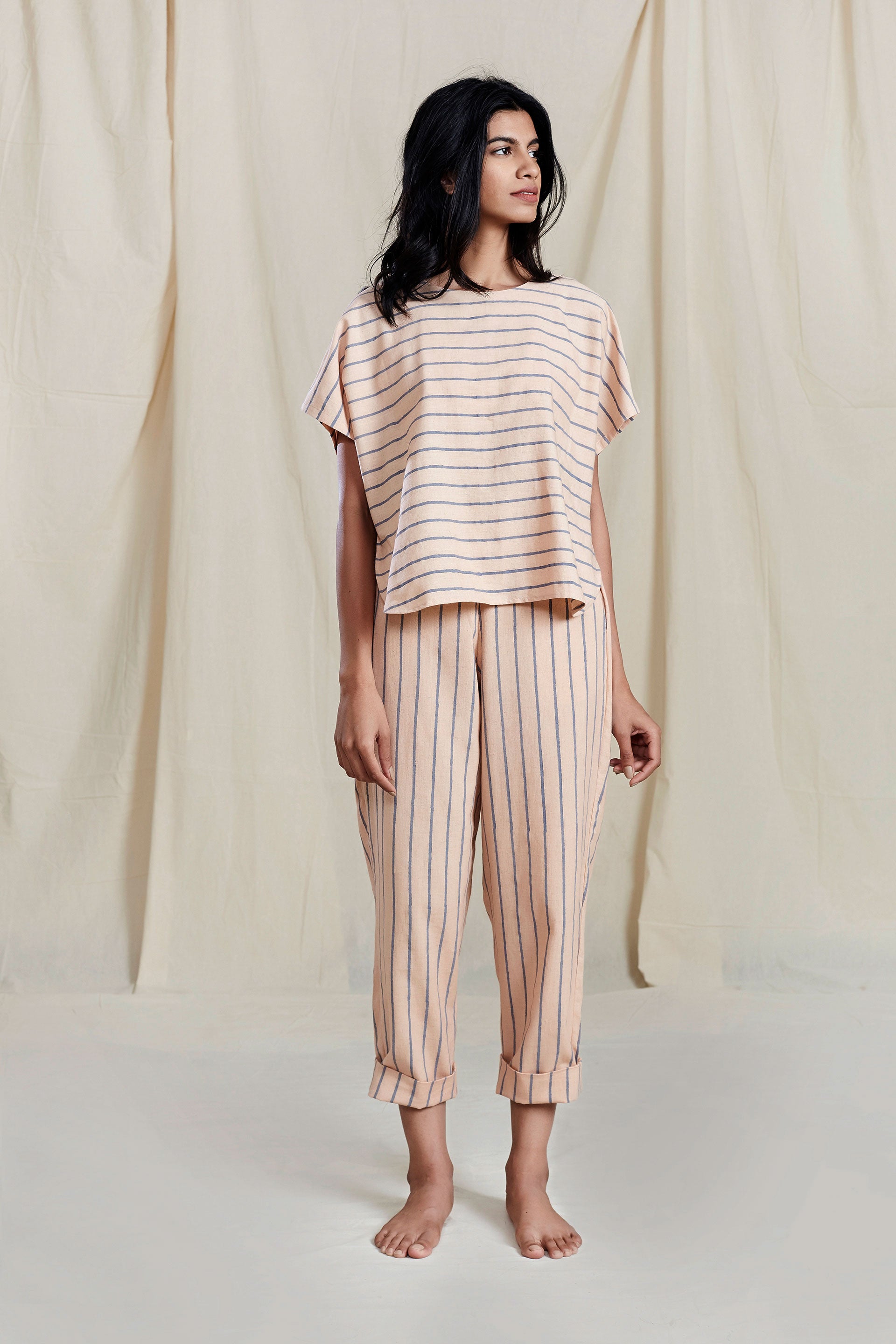 PEACH SE THIN STRIPE PANTS