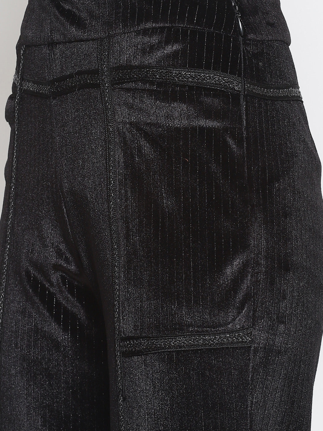 Black Velvet 3/4th Pants