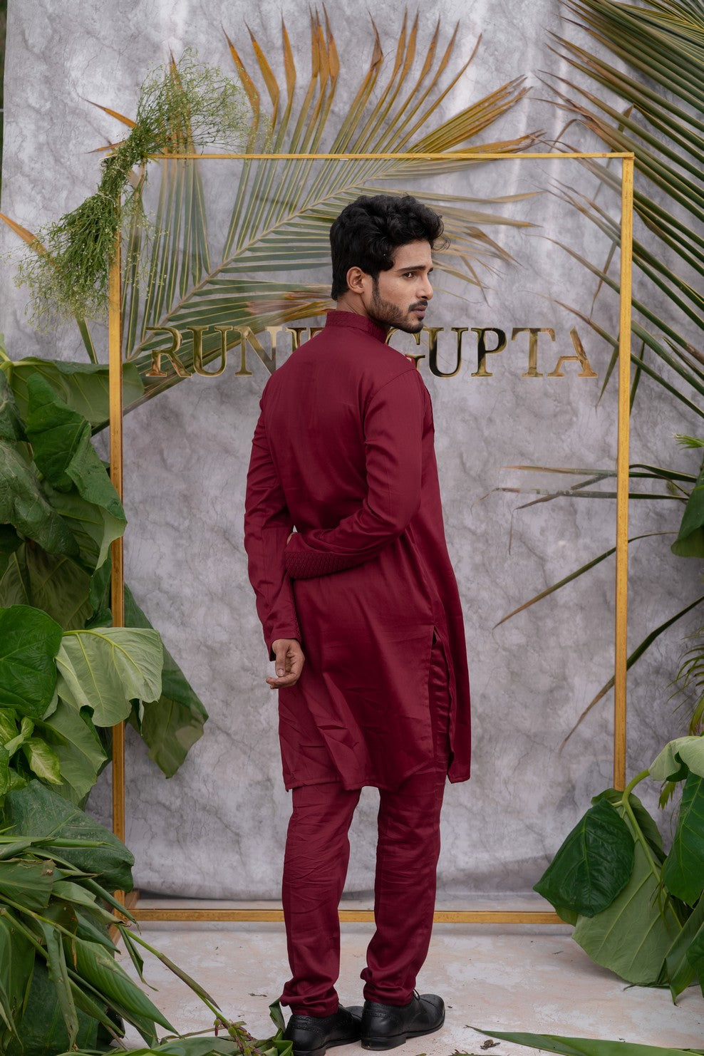 maroon kurta for men