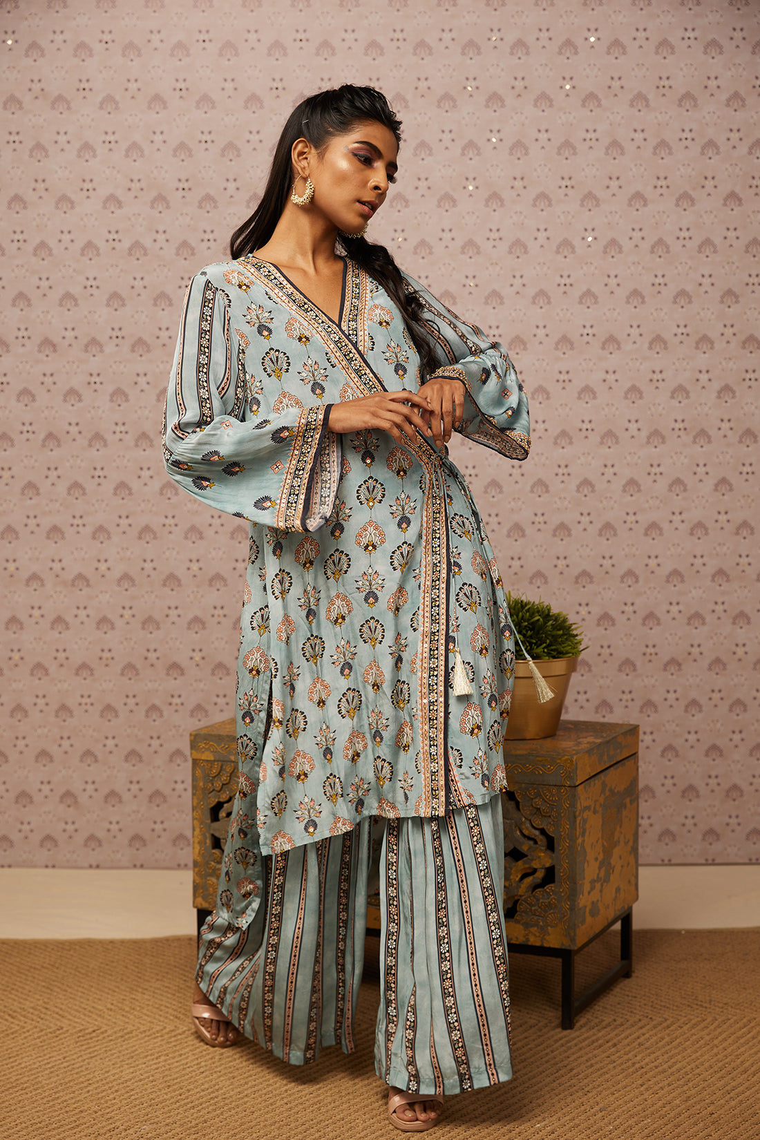 Sarouk Embroidered Angarkha Set