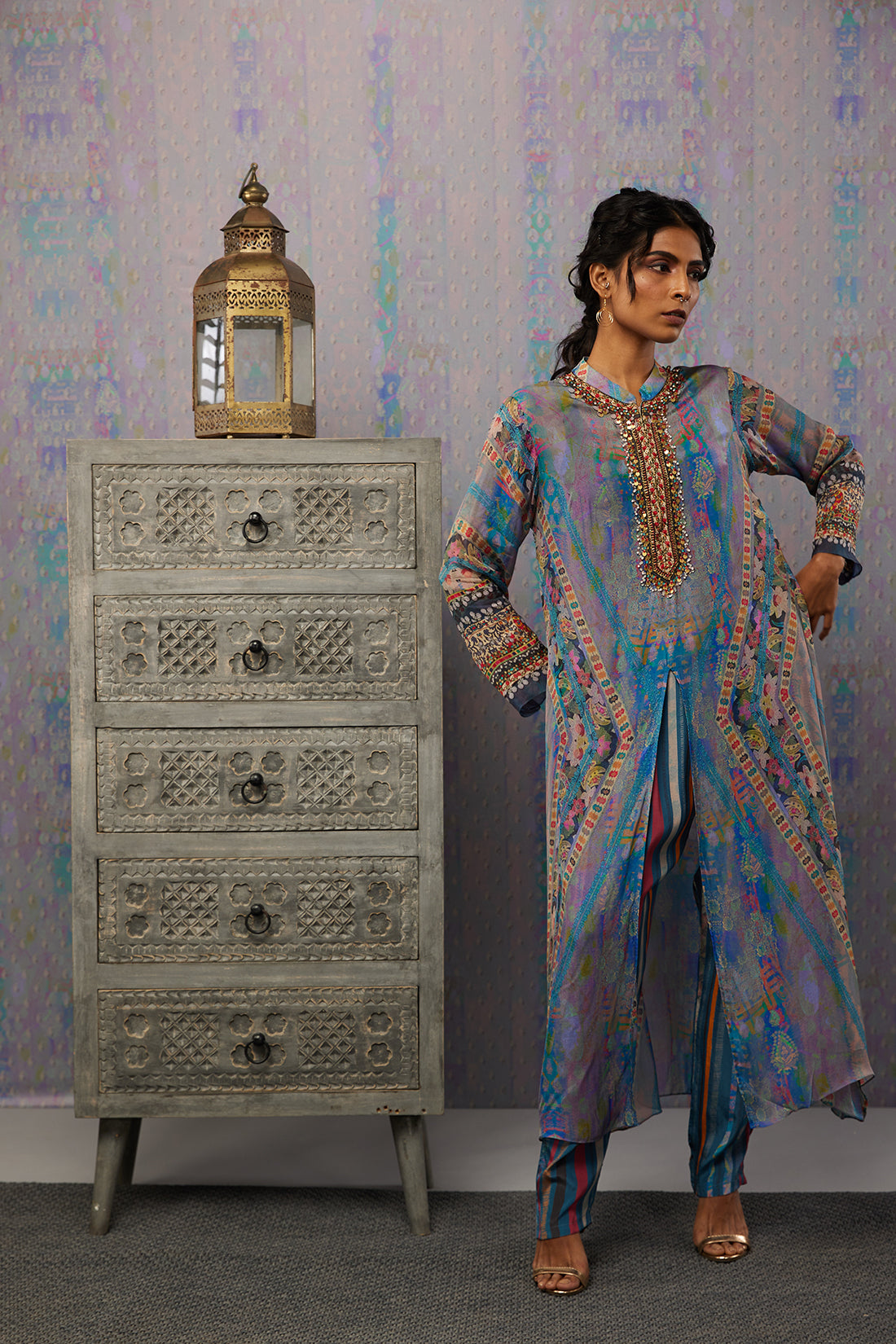 Ikaya Embroidered Kurta Set