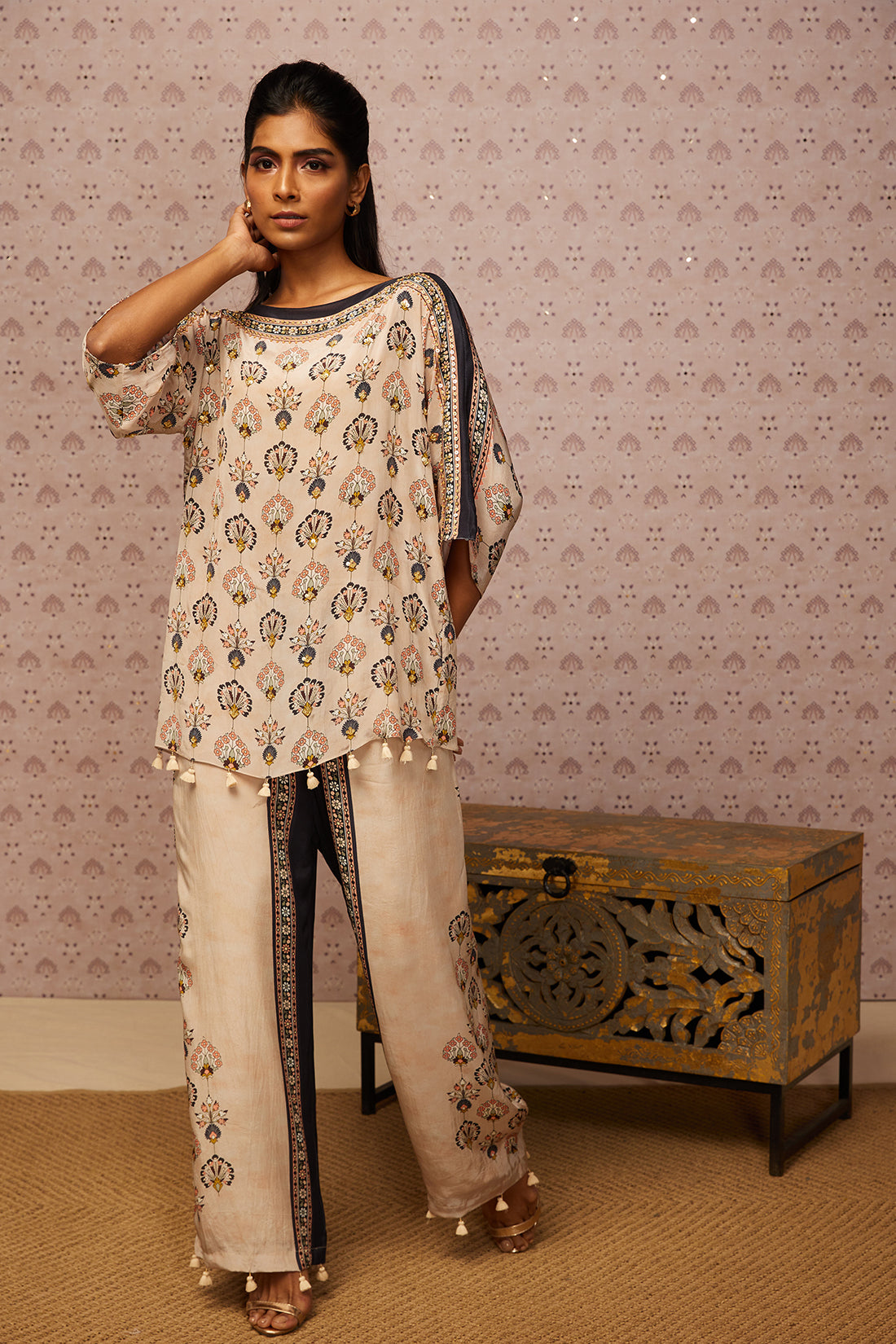 Sarouk Embroidered Co-Ord Set