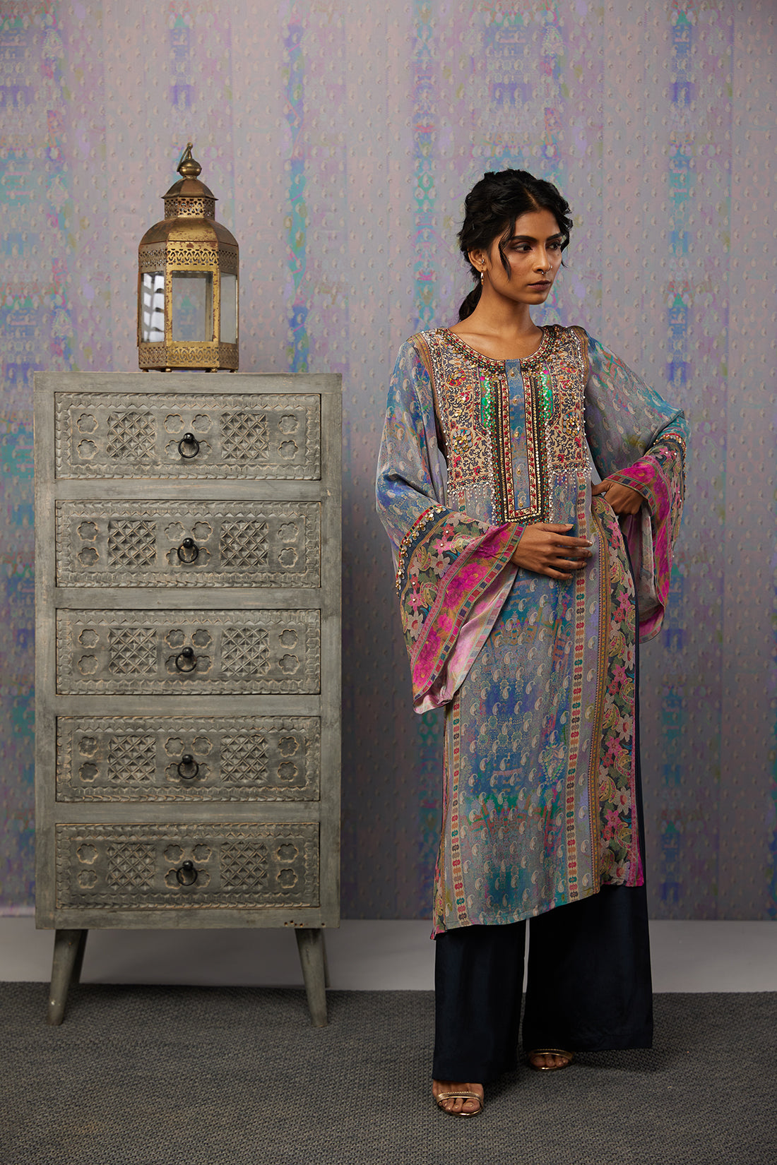 Ikaya Embroidered Kurta Set