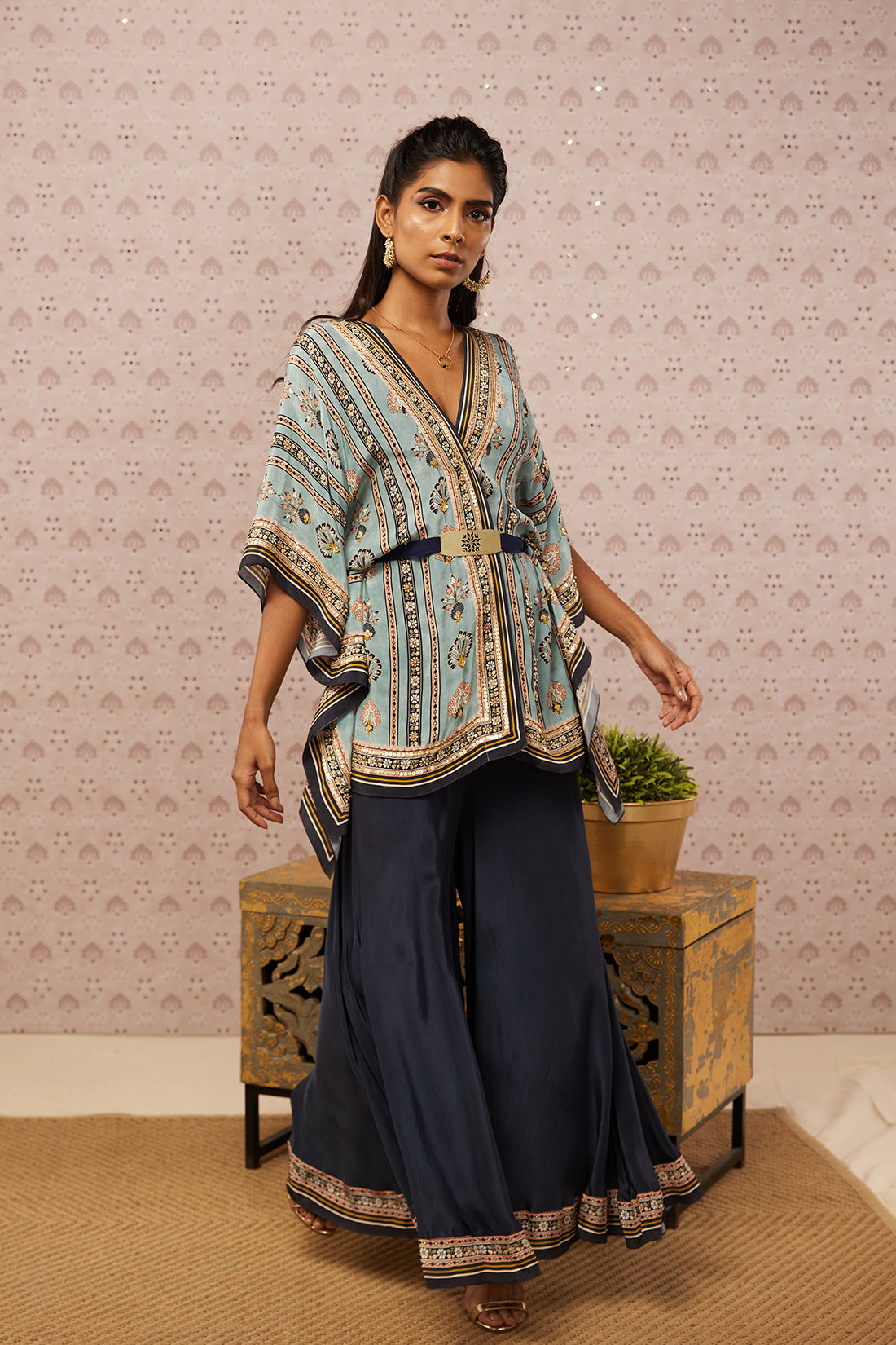 Sarouk Embroidered Kaftan Set With Belt