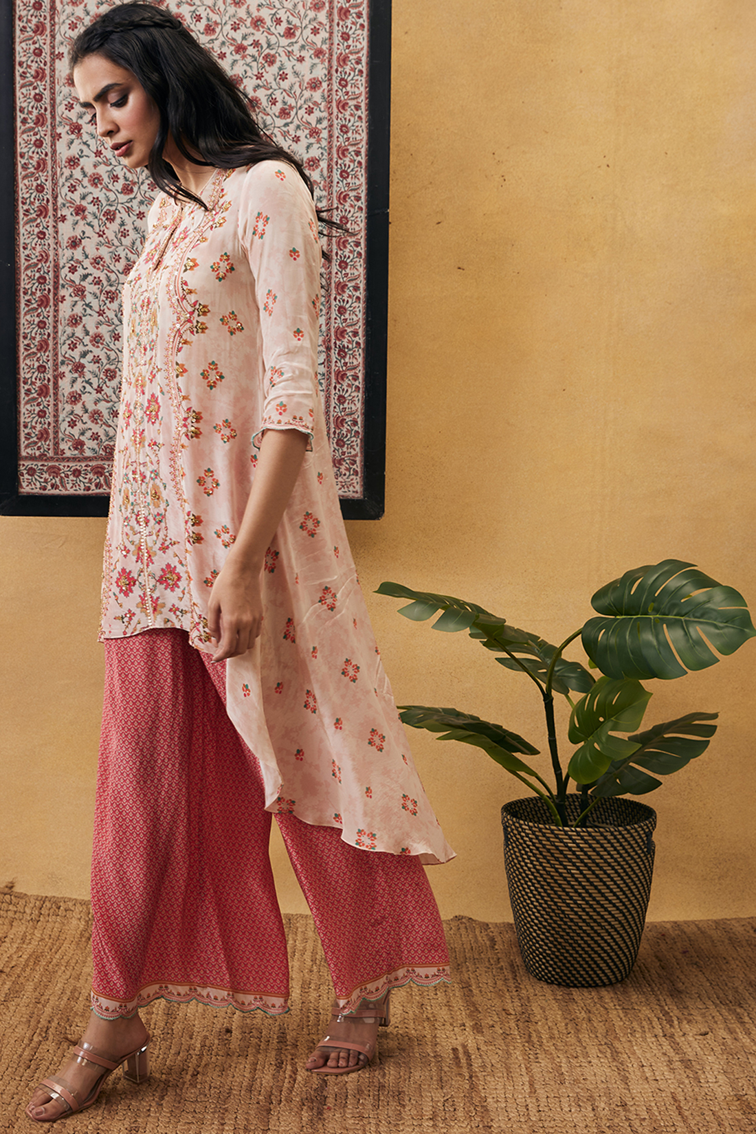 Zahra embroidered asymmetric kurta set