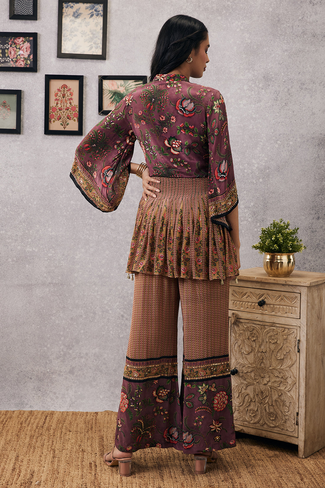 Mehr embroidered kurta set