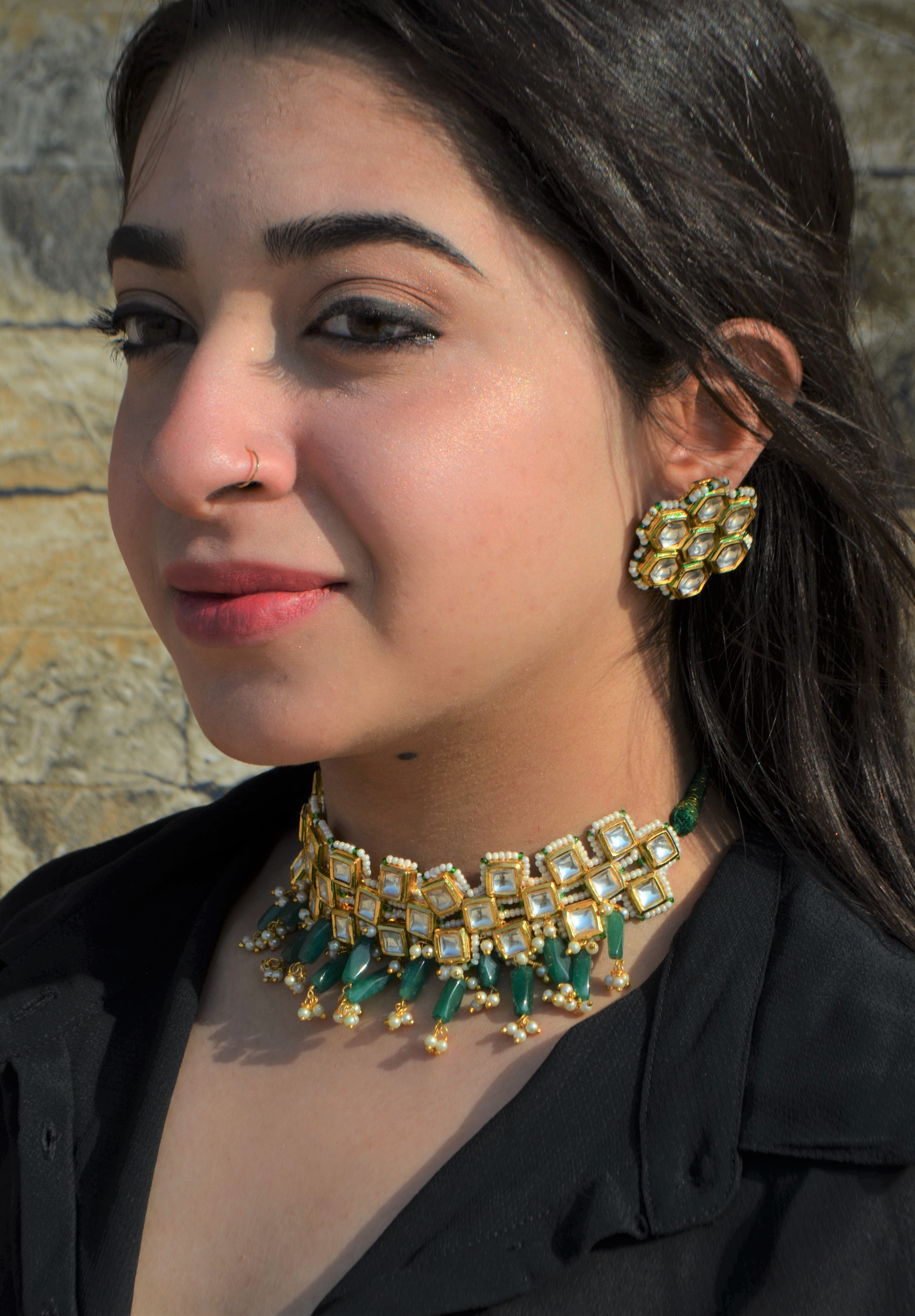 Square kundankari choker  with green beads (set with earrings)