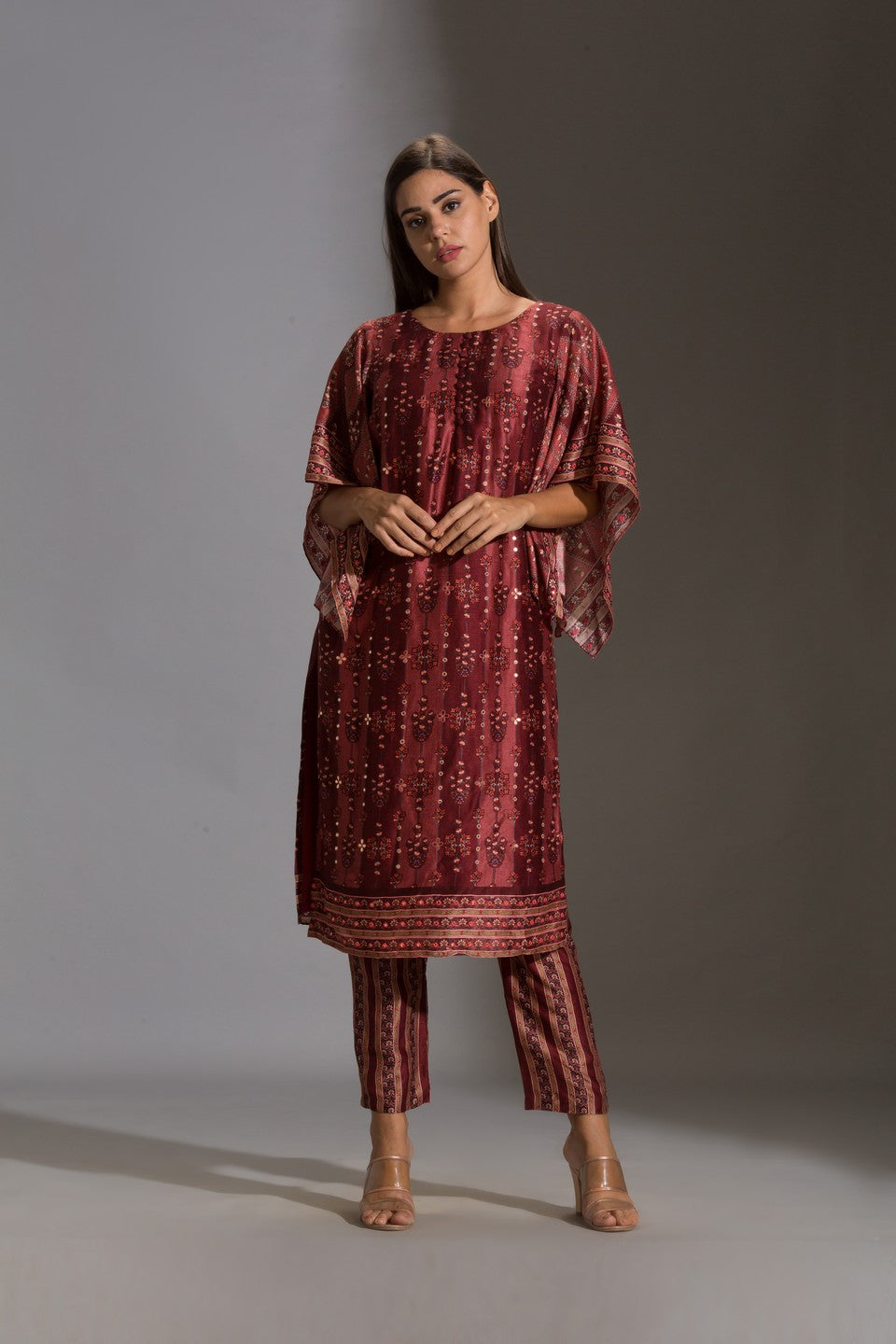 Kurta with printed pants