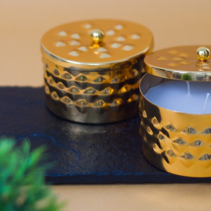 Lemon grass scented metal candle