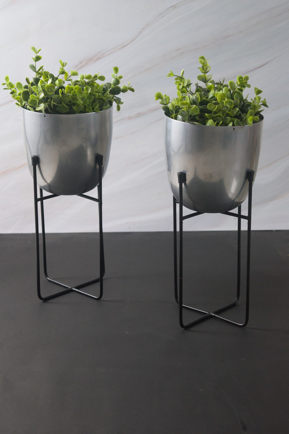 Silver metal planter