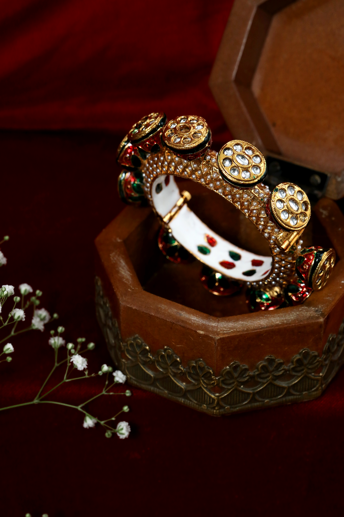 Rajwada kundan  pacheli bangle