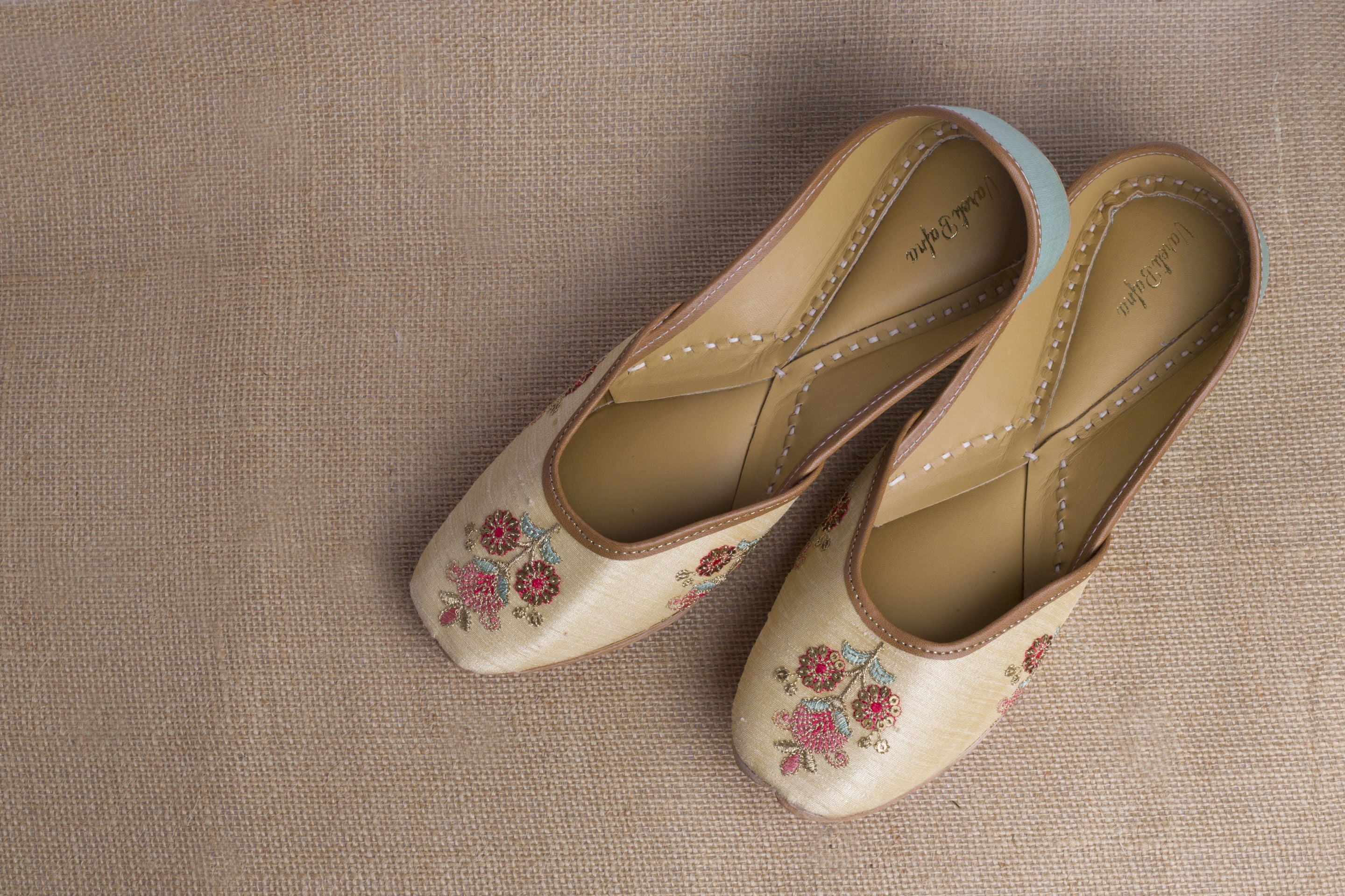 Light Gold Hand embroidered Juttis