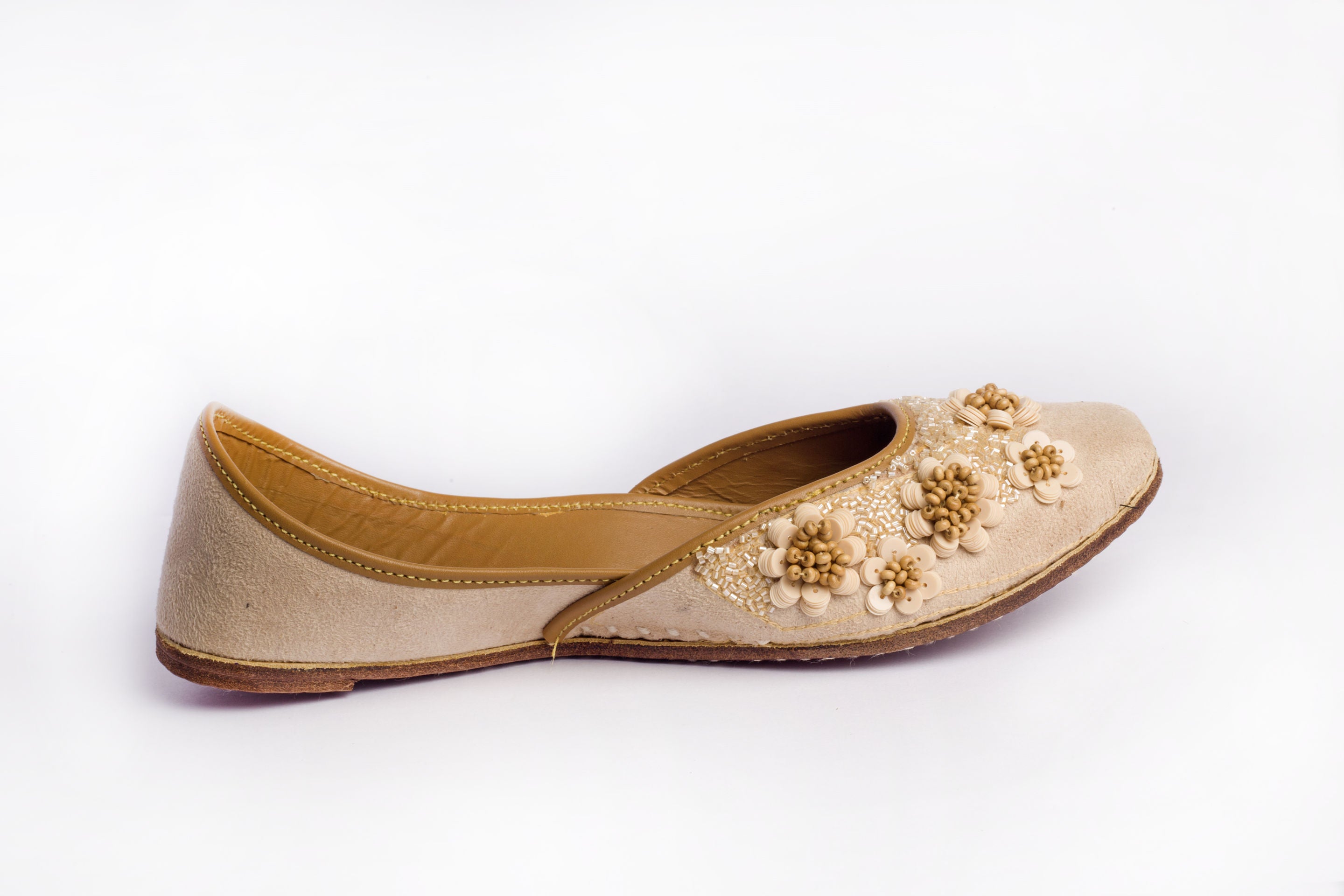 Beige Hand embroidered Juttis