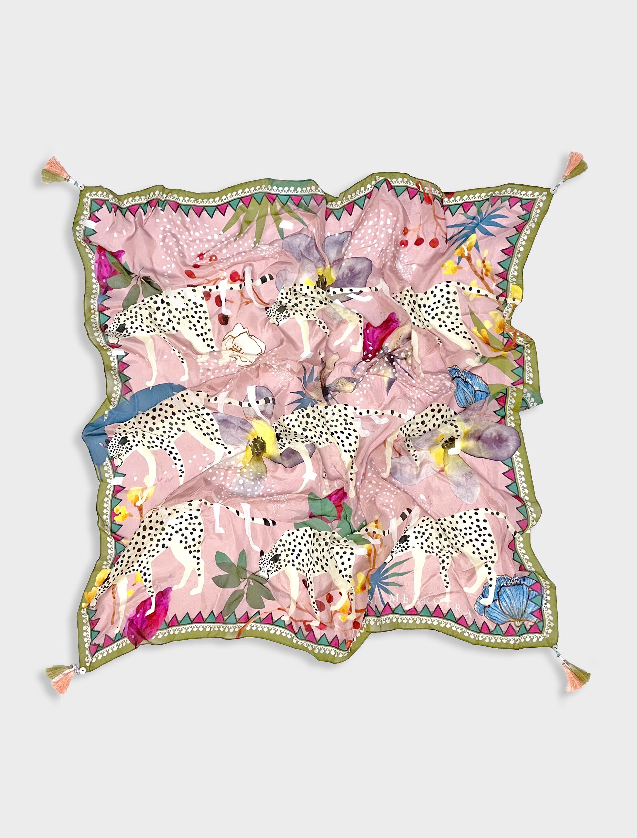 FLORA AND FAUNA SCARF